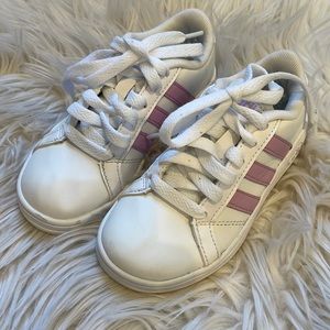 Adidas with pink stripe 11Kids